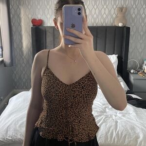 H&M Women's Brown and Tan Crop-top
